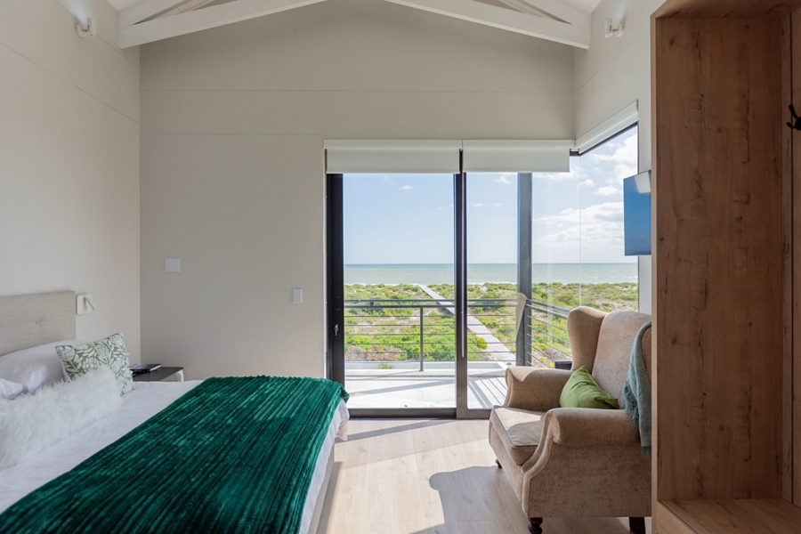 4 Bedroom Property for Sale in Dwarskersbos Western Cape